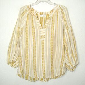 Velvet by Graham & Spencer Cream and Gold Blouse